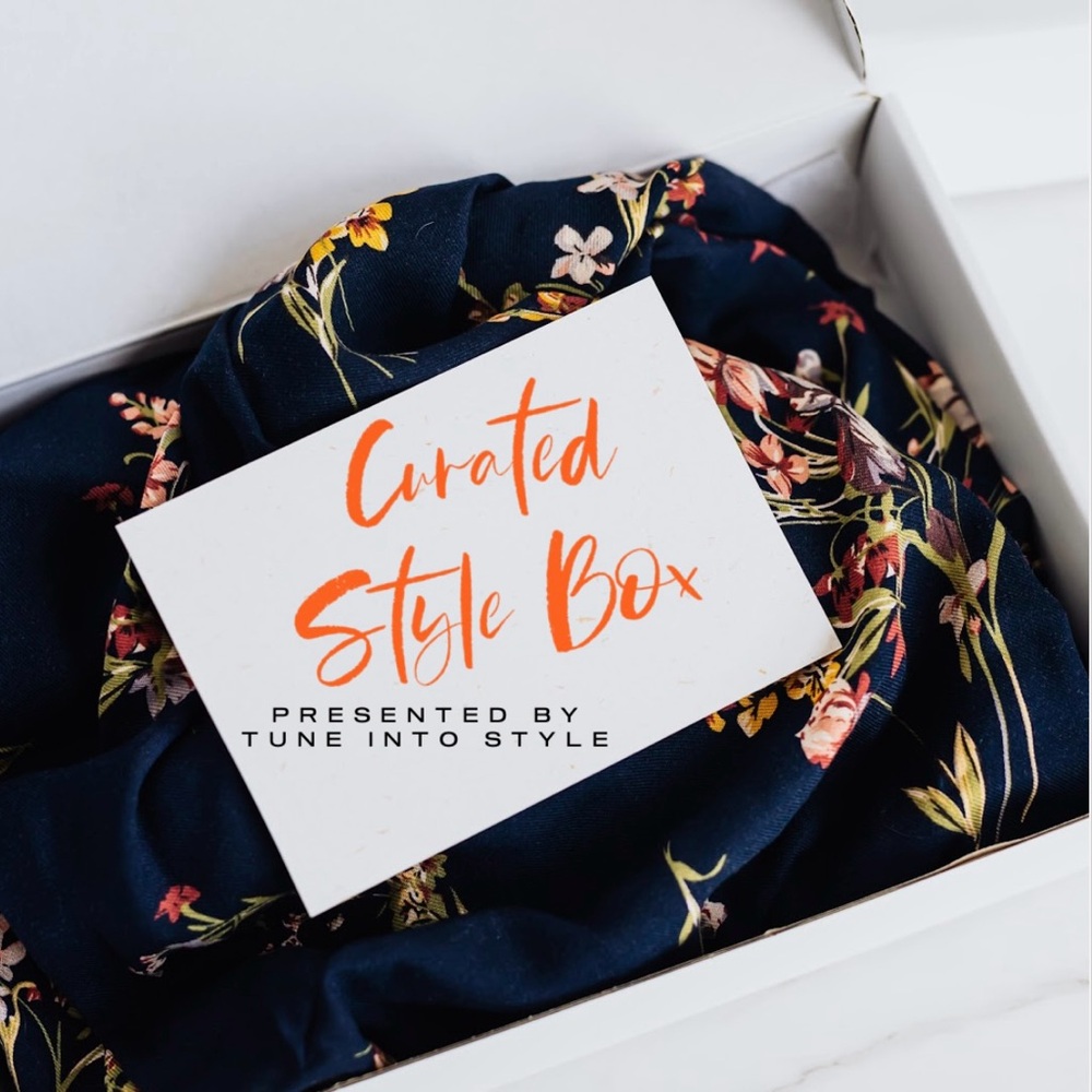 CURATED STYLE BOX | Size: Large